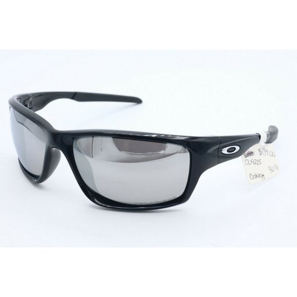 Oakley CANTEEN OO9225-08 Black Sunglasses Gray Polarized Lenses 60mm - Picture 1 of 5